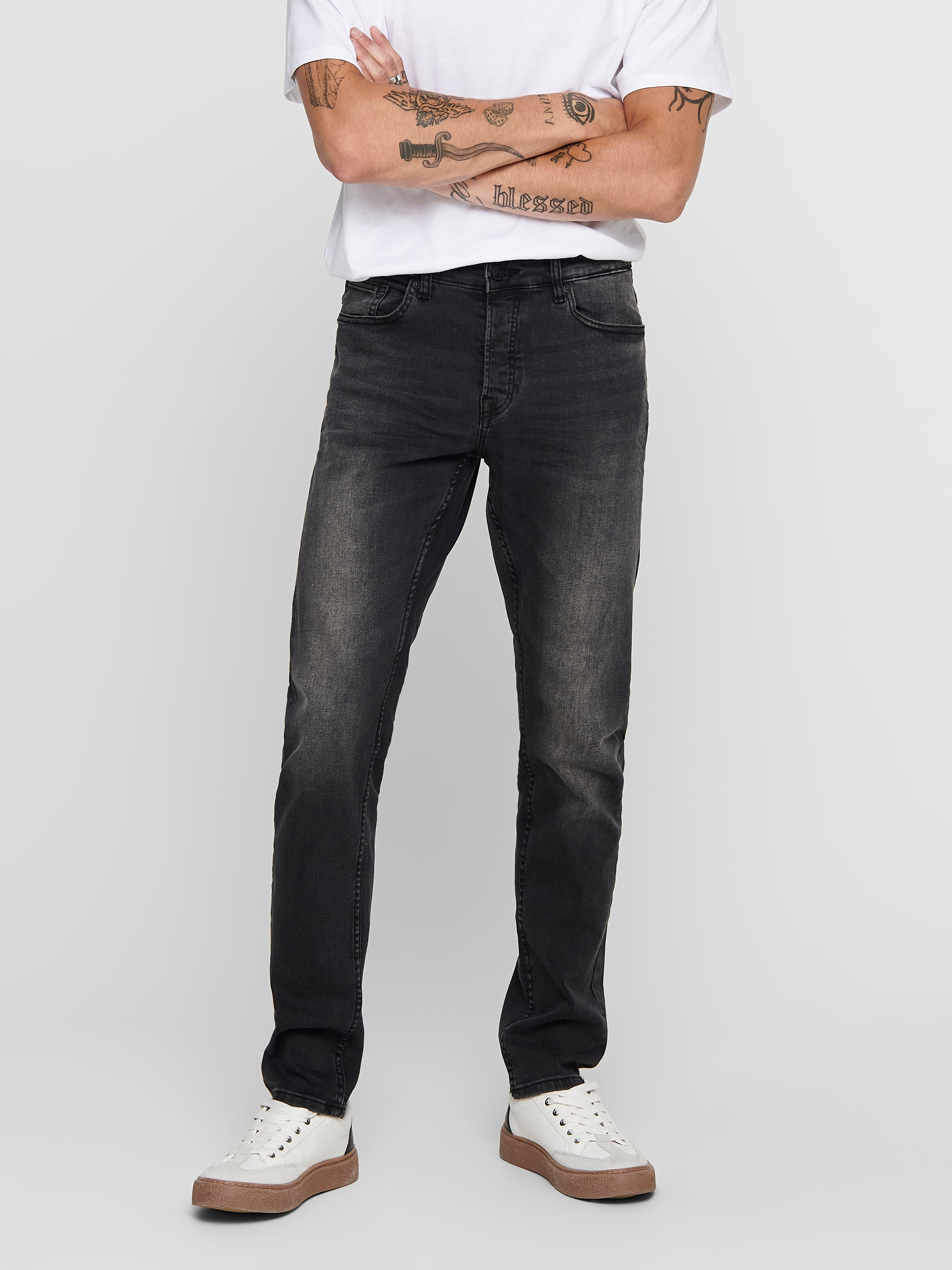 Brand New ONSLOOM Mid rise Slim Fit Jeans